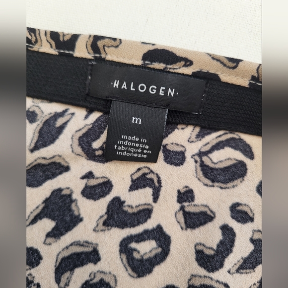 NWT Halogen Printed Animal skirt - Picture 2 of 4